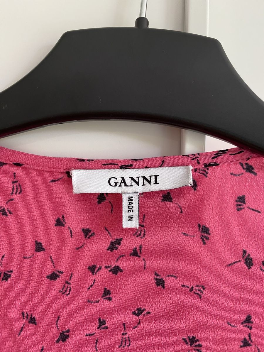 Ganni Chemisiers: Ganni Wickelbluse, Grösse 34 – D'occasion à Winterthur par marisole4 2