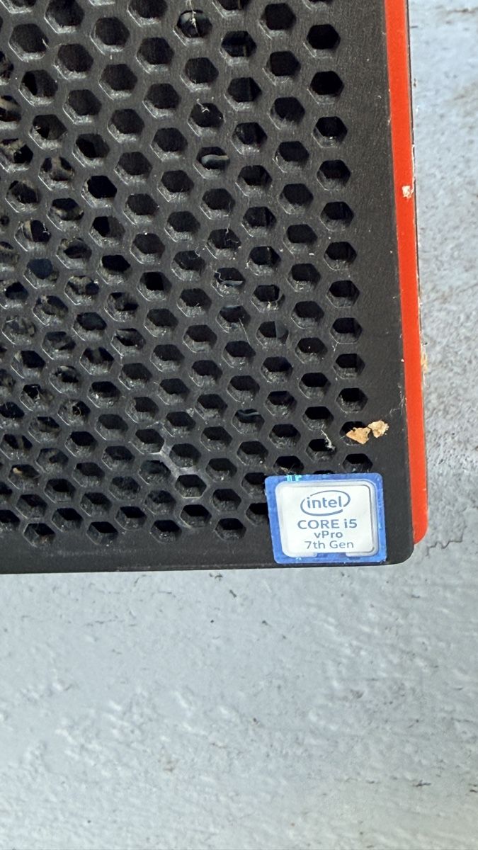 PCs: Fujitsu ESPRIMO Desktop PC Intel Core i5 7th Gen used – Gebraucht aus Winterthur von Alawi_47 2