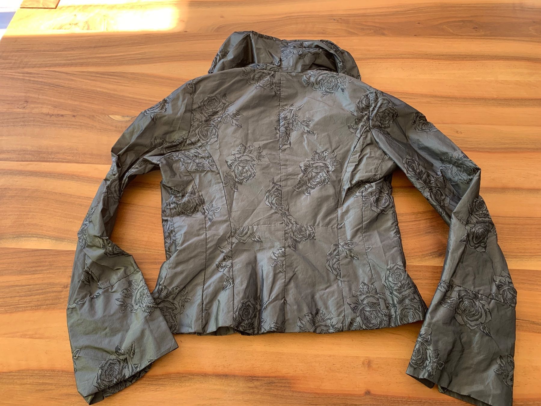 Nile Giacche: NILE Blazer / Jacke Anthrazit glänzend Rosen Grösse S – Nuovo (secondo la descrizione) da Meiringen venduto da snahhanssnah 4