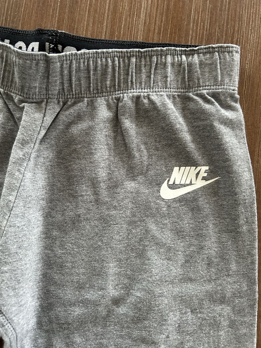 Nike Leggings: Nike Leggings Grau, Grösse M  – Nuovo (secondo la descrizione) da Beringen venduto da Sternli650 2