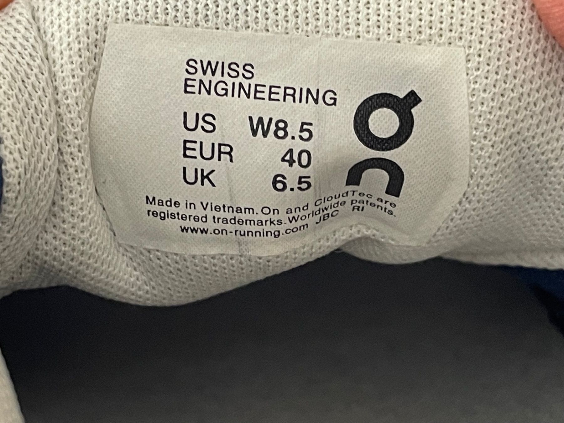 On Scarpe da donna: On Schuh - Damen - blau – Usato da Lausen venduto da everest8850 3