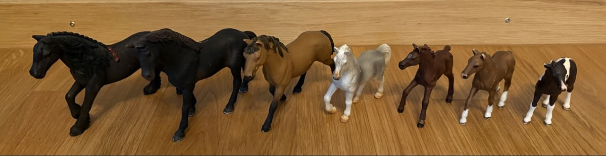 Schleich Giocattoli: 7 Schleich Pferde – Usato da Ostermundigen venduto da airline-trolley