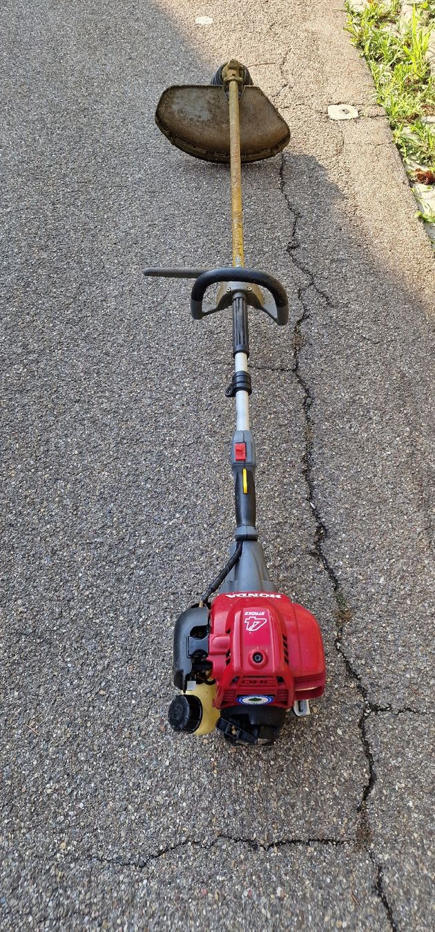 Honda Tagliaerba: Honda Rasentrimmer – Usato da Tagelswangen venduto da Axel_36 3