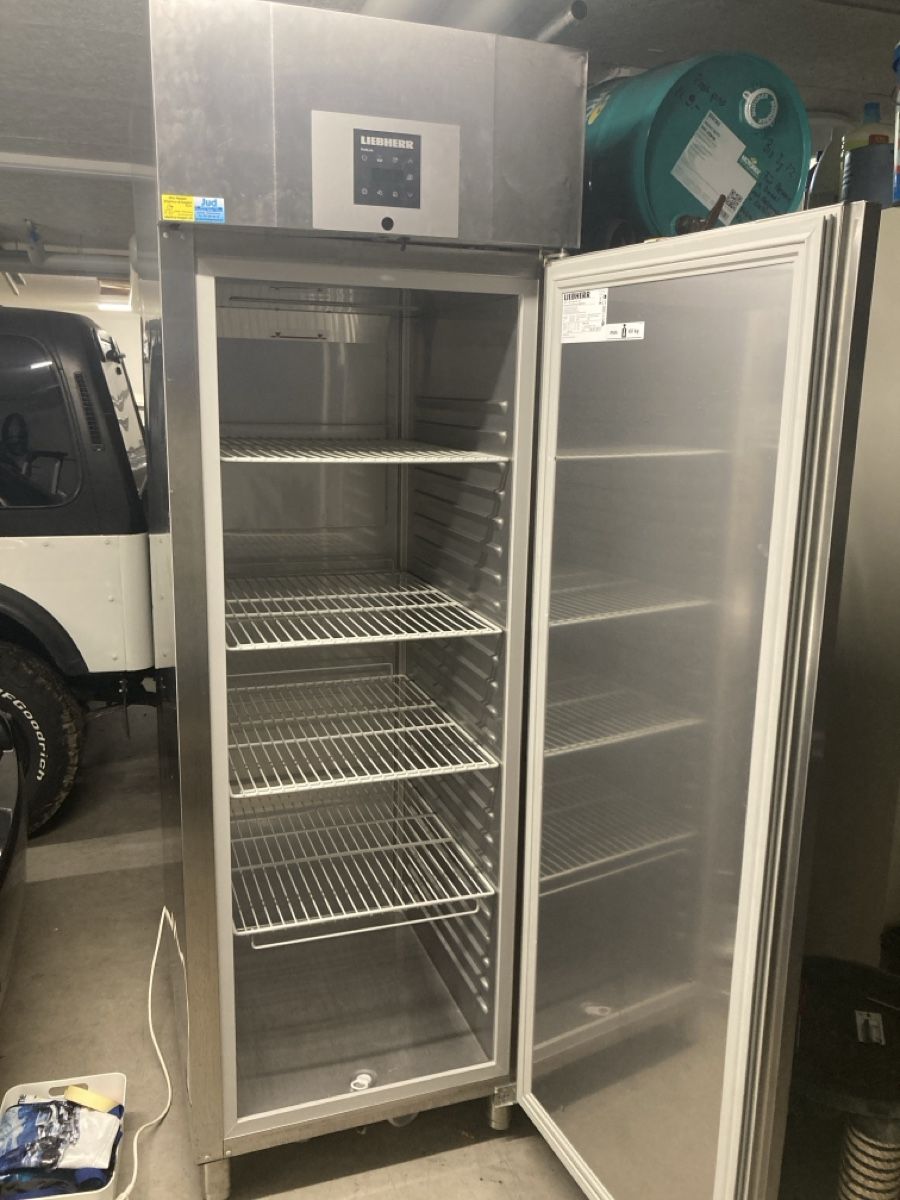 Frigoriferi: Kühlschrank Gastro Liebherr – Usato da Benken SG venduto da Breitenfreak