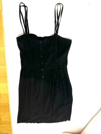 Schwarzes Sommerkleid mit Korsettstächen Grösse 40