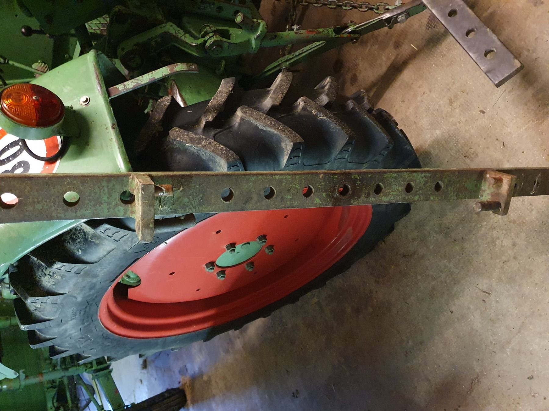Anhängerkupplungen: Fendt Ackerschiene – Gebraucht aus Tobel von Fiatagri 1