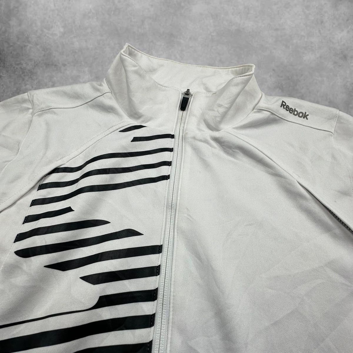 Reebok Vestes: Reebok white jacket – D'occasion à Erlinsbach SO par TogaResell 1