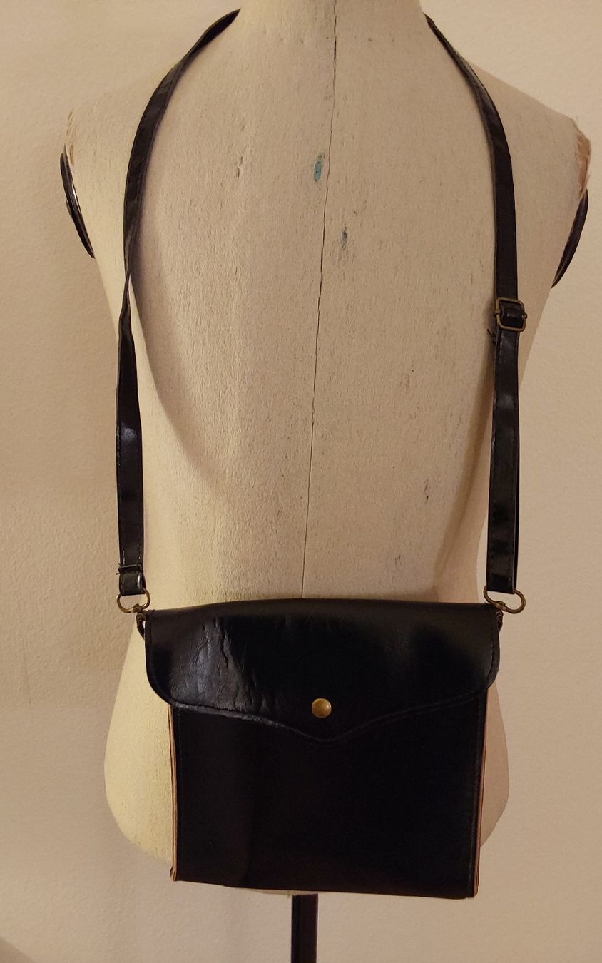Borse: Ledertasche schwarz – Usato da Köniz venduto da scopello12