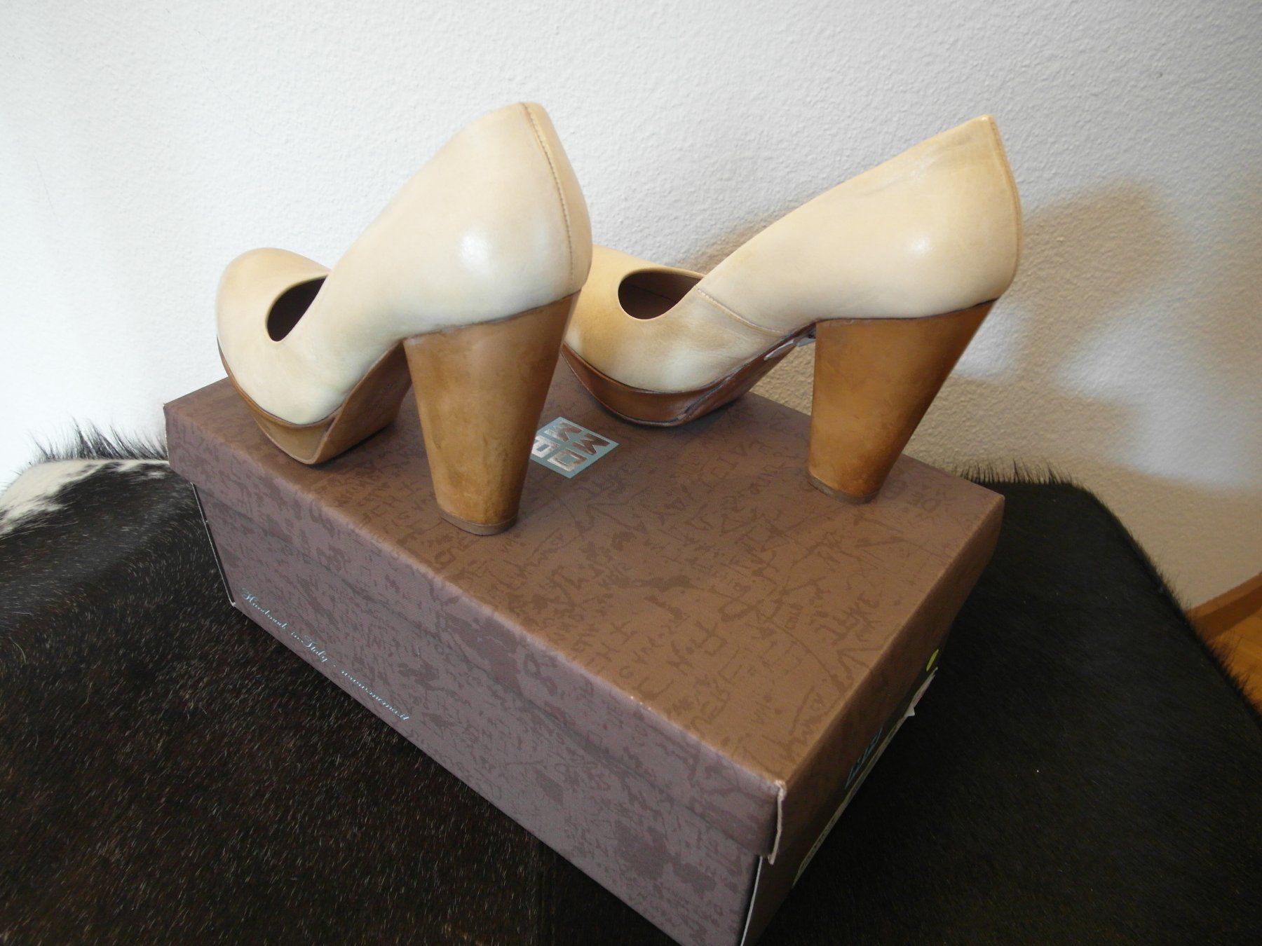 Moma Scarpe da donna: MoMa Pumps weiss 36 – Nuovo e nell'imballaggio originale da Luzern venduto da schuhparadies159 2
