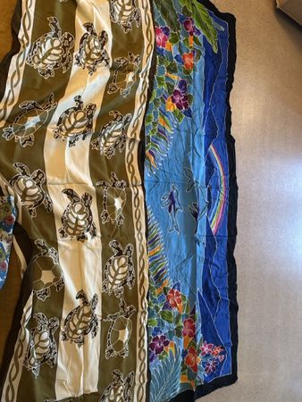 2 Hawaianische Tüchet