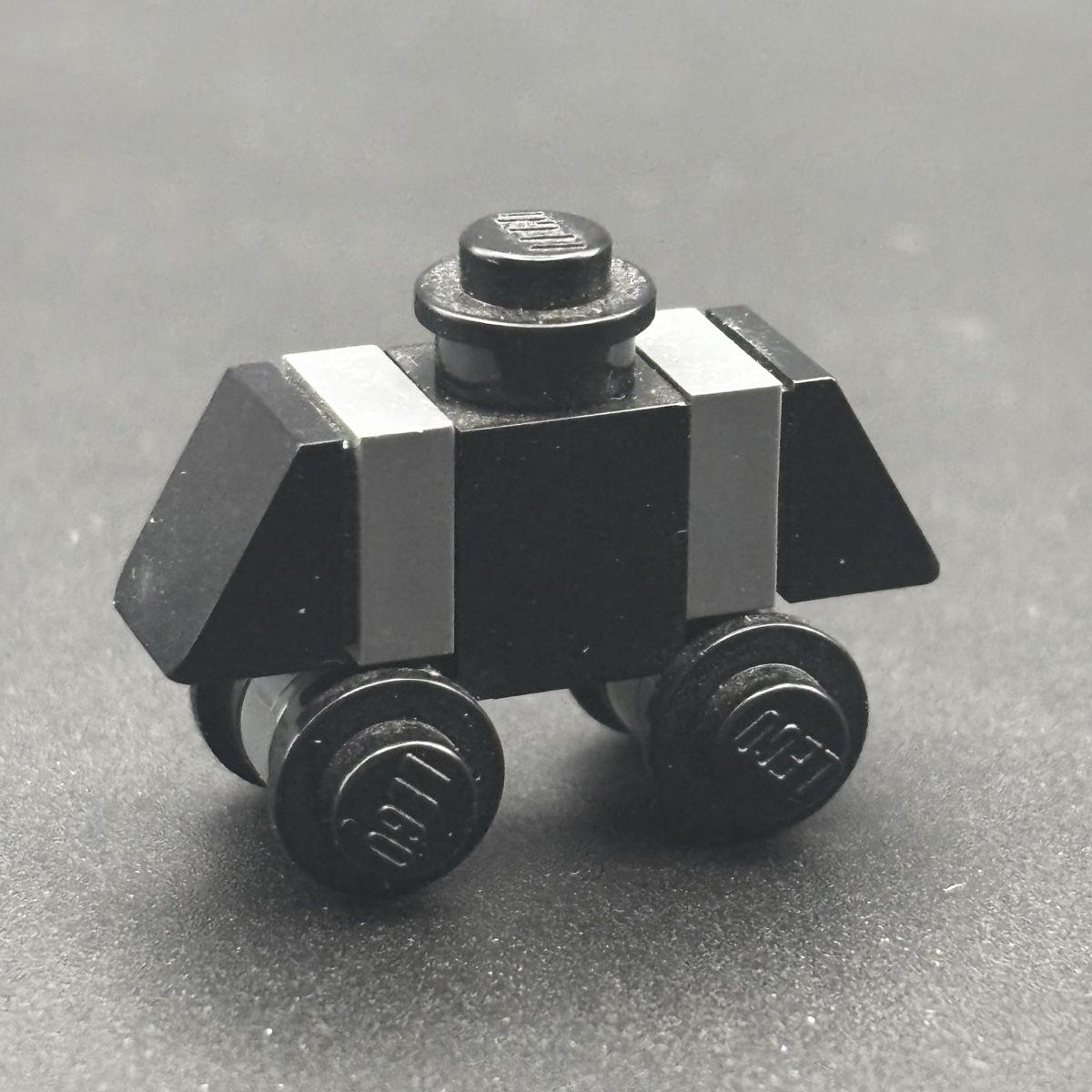 Lego Statuette: Lego Star Wars Mouse Droid (sw0156) – Usato da Winterthur venduto da Diwolf 1