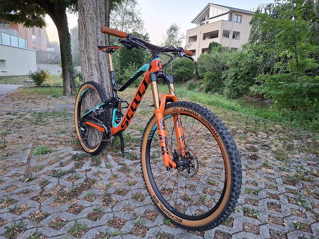 Scott Vélos: Scott Genius 700 Tuned Grösse M – D'occasion à Vaduz par mountain-fantasy