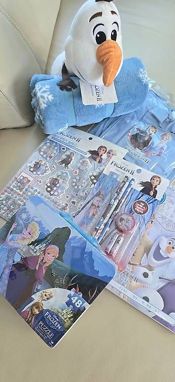 Giocattoli: Disney Decken, Disney Schulmaterialien, Disney Apron – Usato da Zürich venduto da joo_hrd5 3