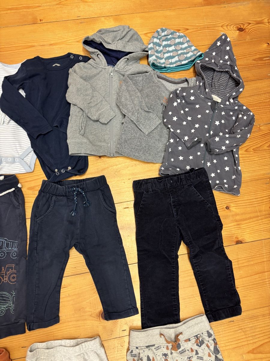 Lotti & Set di vestiti: Kleiderpaket Jungs, Grösse 86/92 – Usato da Büren an der Aare venduto da Nikito2001 3