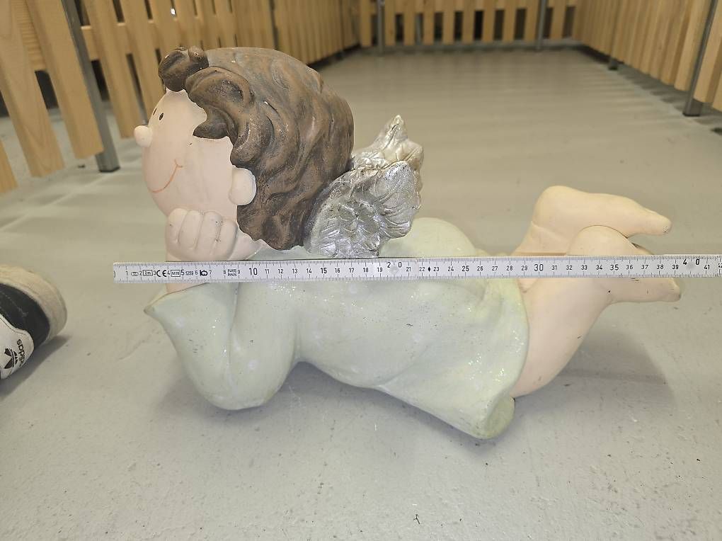 Statuette: Engel Figur am sitzen  – Usato da Kollbrunn venduto da King8585 1