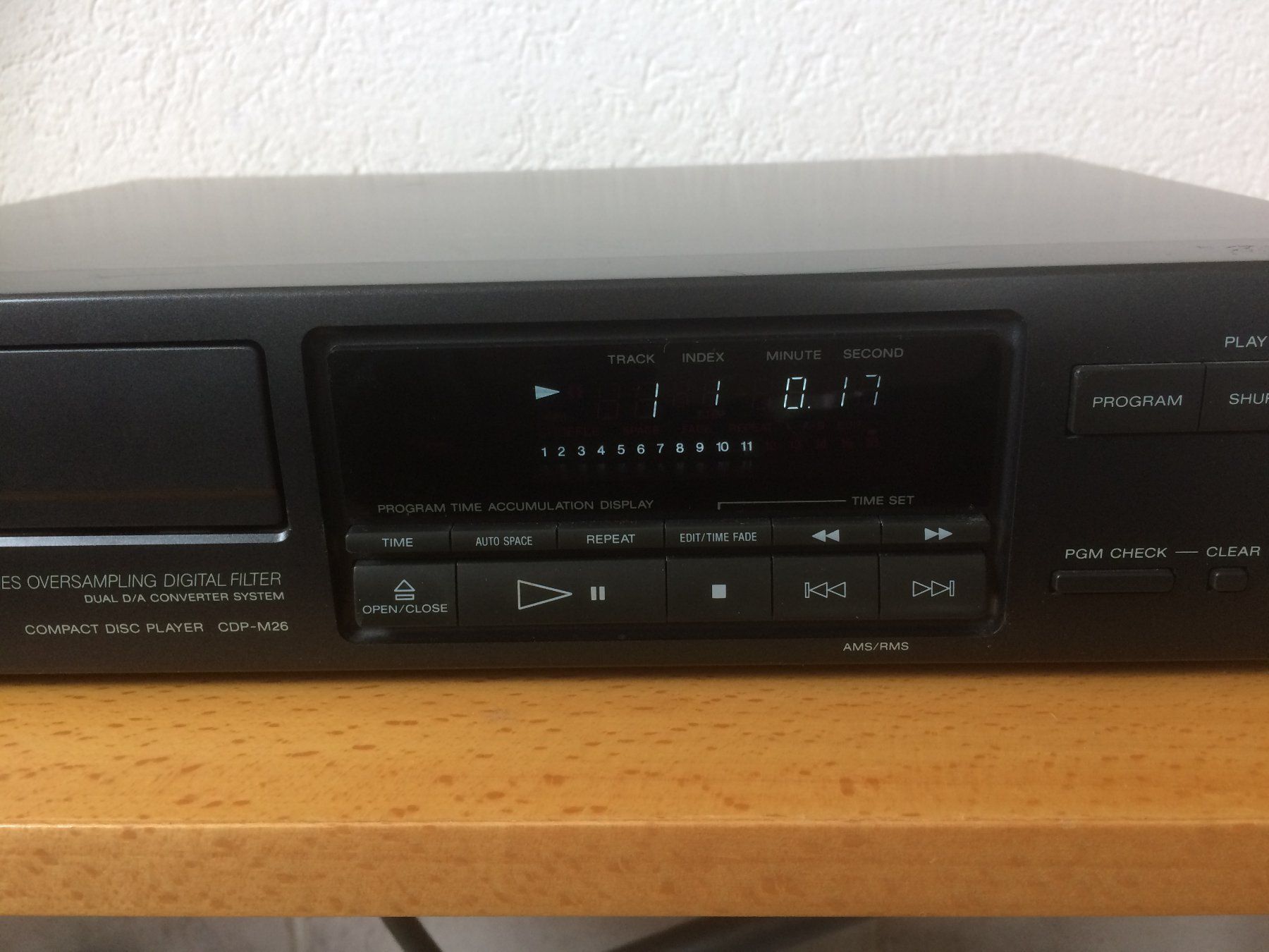 Sony Lettore multimediale & Streamer: Sony CDP-M26 CD player - Classic 1989 – Usato da Fribourg venduto da Werkt 3