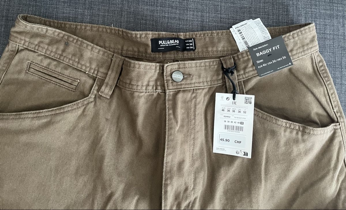 Pull&Bear Pantaloni: Pull and Bear Baggy Cargo Pants NEW – Nuovo e nell'imballaggio originale da Zürich venduto da tha_9t7f 3
