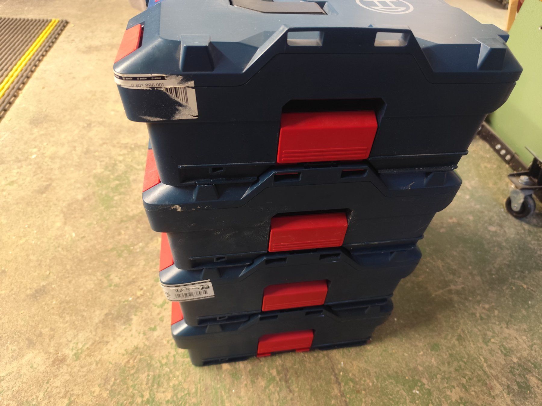 Bosch Tous les outils: 4 Bosch Professional L-BOXX Koffer – D'occasion à Hellbühl par 30R_R30 3