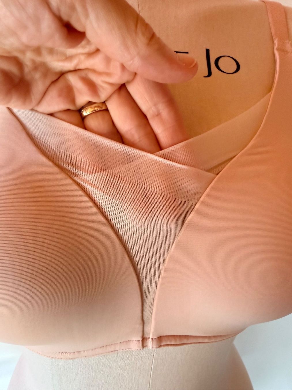 Triumph Sonstige Unterwäsche: TRIUMPH, Soft-Schalen BH SHAPE SMART, Grösse 2, Hautfarbe – Neu und originalverpackt aus Rudolfstetten von gst_g7xl 2
