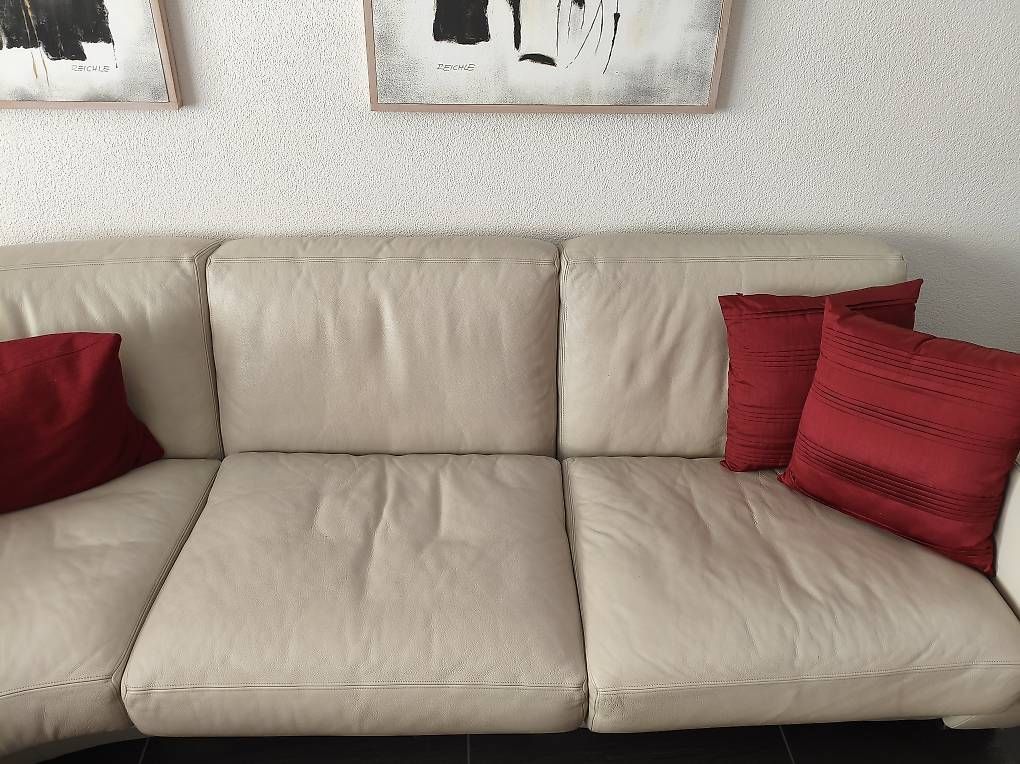 Sofas: De Sede Ledersofa mit Designertisch – Gebraucht aus Wynau von Daniela642 3
