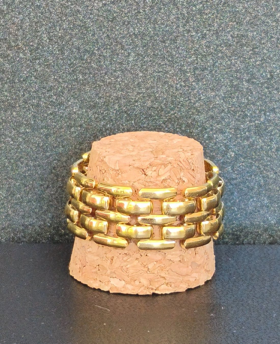 Ringe: Gliederring im klassischen Panther- oder Backstein - Design – Gebraucht aus Zürich von Tanteemma369