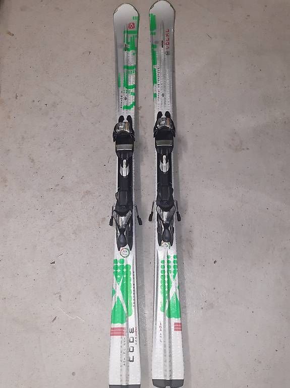 Sci: skis dame – Usato da Villars le Comte venduto da cbu_mf6d 4