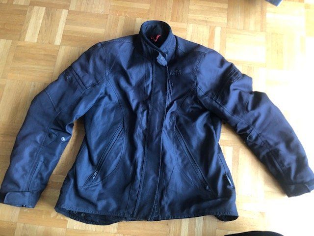 Patron Burda 5860 veste et manteau femme, taille 34-44, en français | Tissus Hemmers