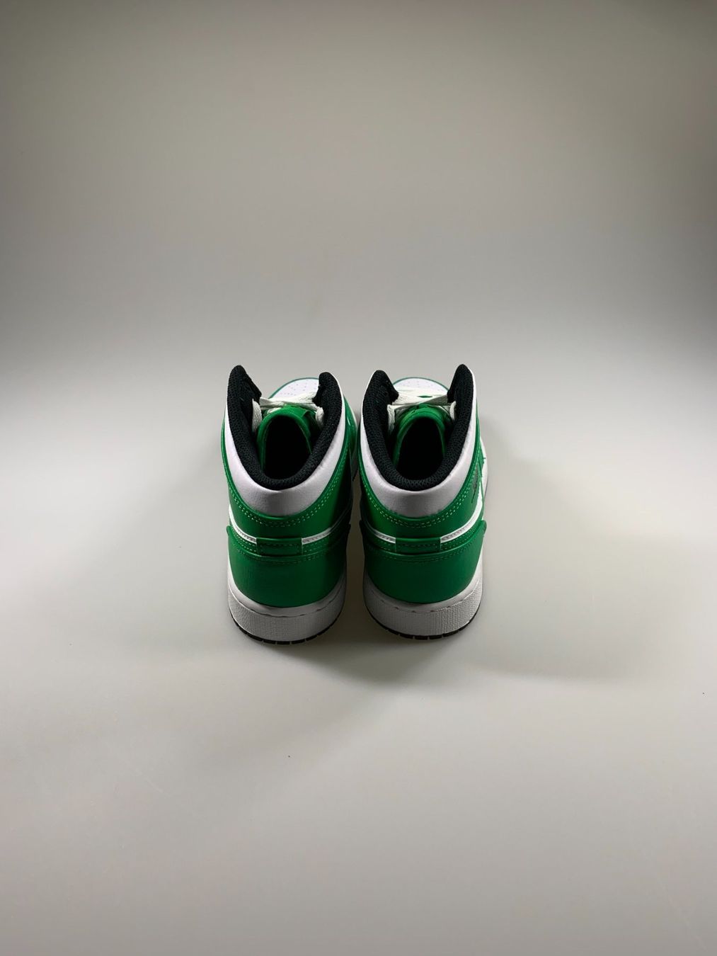 Scarpe da uomo: Jordan 1 Mid Lucky Green GS – Nuovo e nell'imballaggio originale da Thörishaus venduto da SnkrsVie 1