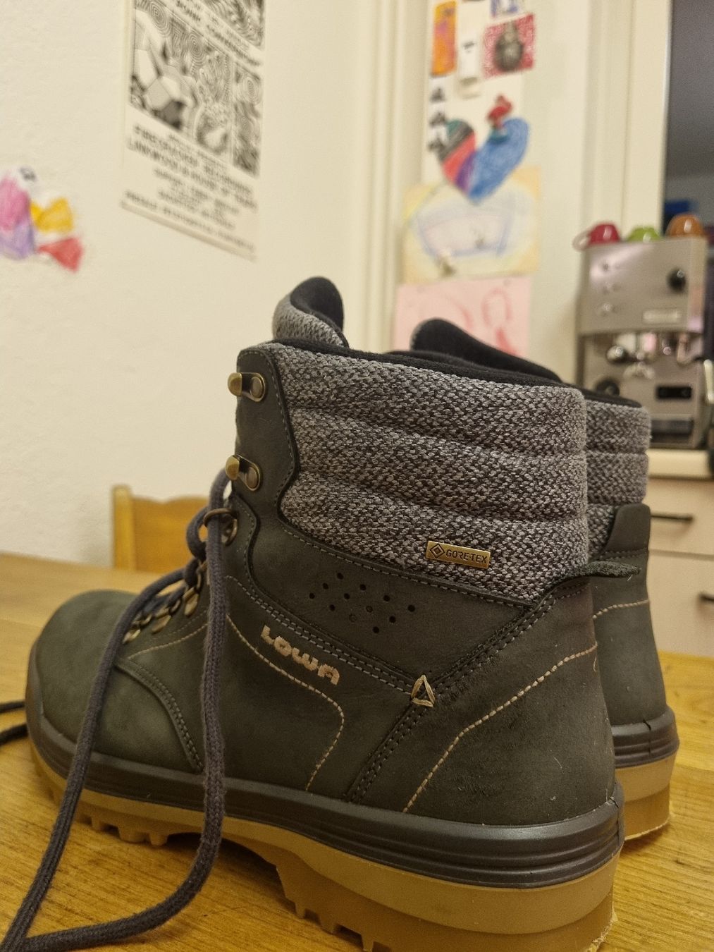Lowa Scarpe da uomo: Lowa Nera Winterschuhe Herren, Gr.42 – Usato da Zürich venduto da nialaal 2