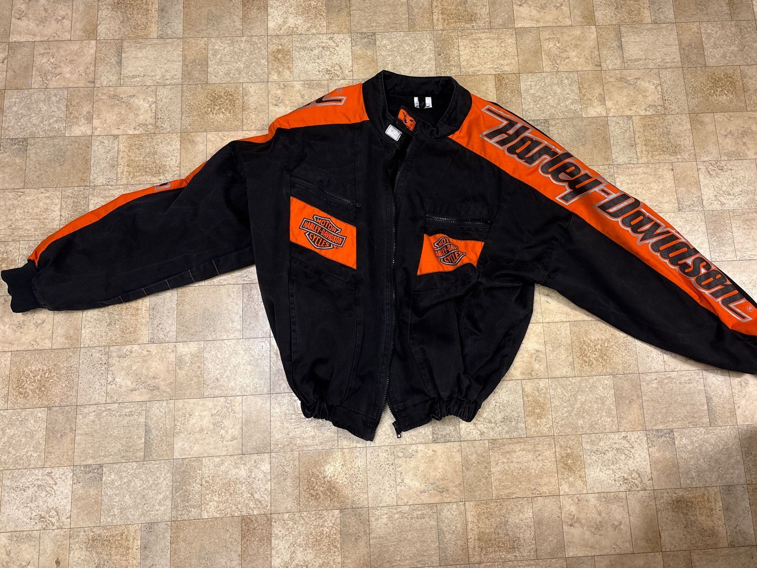 Harley-Davidson Jacken: Harley-Davidson Jacke, gebraucht – Gebraucht aus Bülach von Justreliable