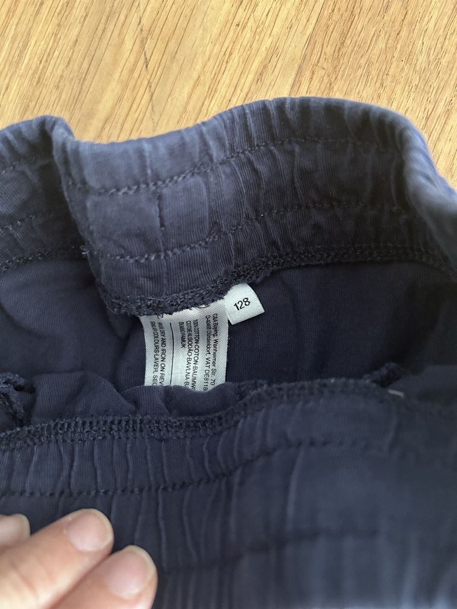 Hosen: Shorts 128 – Gebraucht aus Frauenfeld von manuburg 1