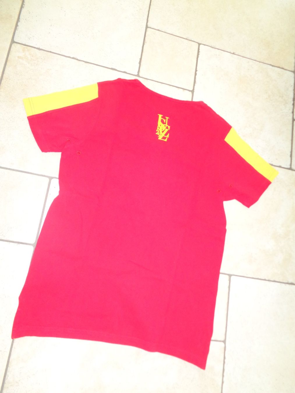 T-Shirts: Shirt  Grösse S – Gebraucht aus Kreuzlingen von Robi-2003 2