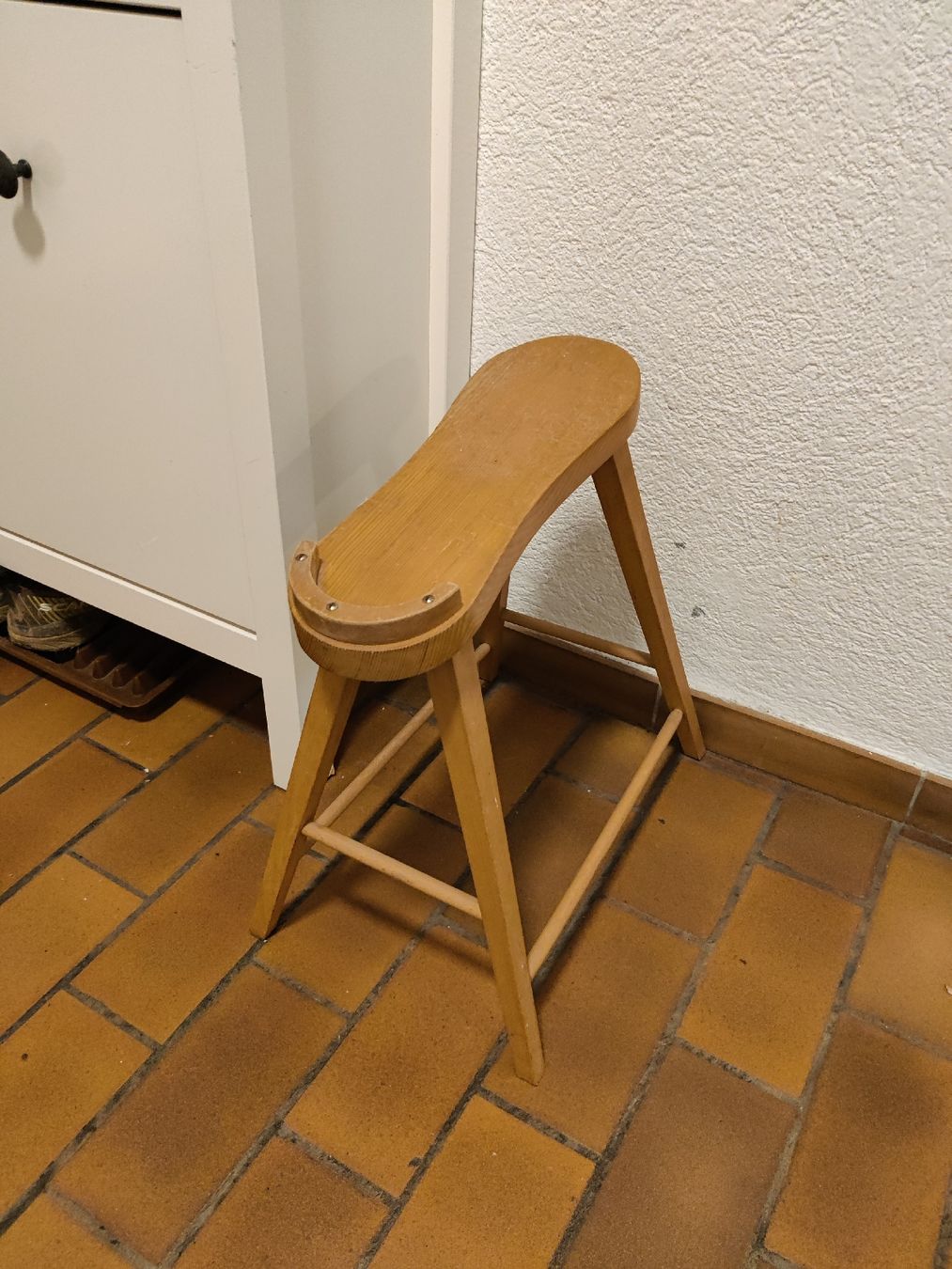 Porte manteau: Schuhmöbel – D'occasion à Basel par Al_Pacca