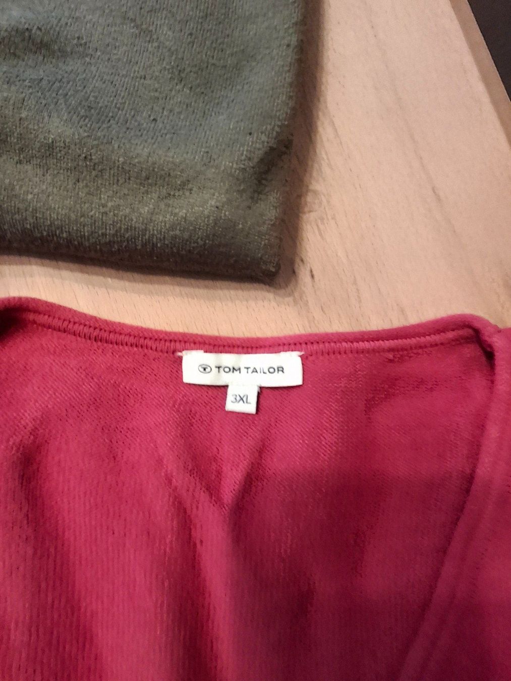 Maglioni & Felpe: 6 Pullover XXL/46 – Usato da Bilten venduto da pelanov 8