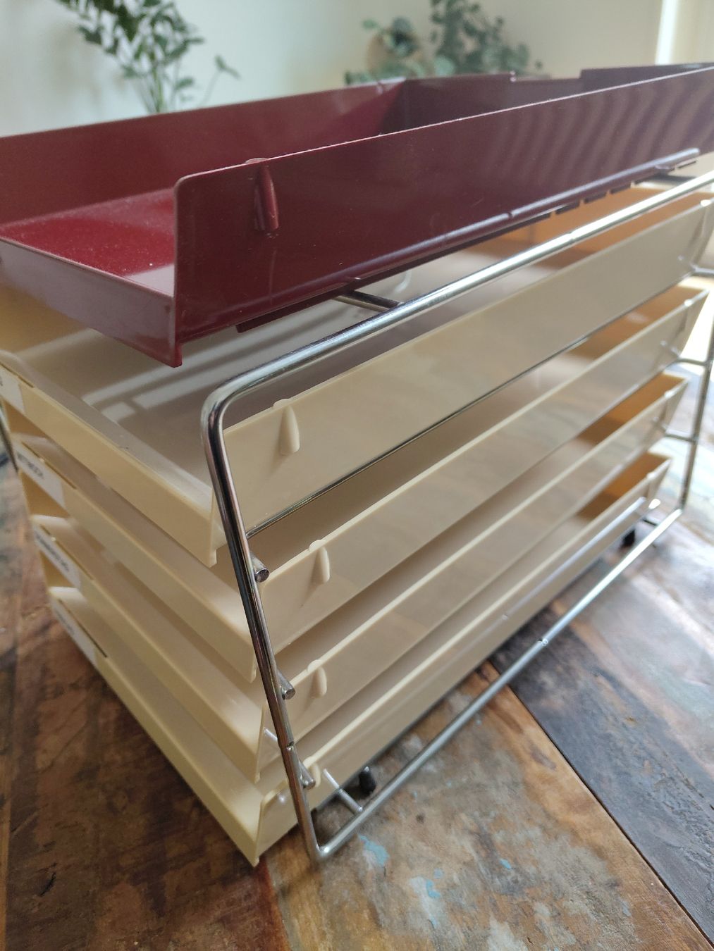 Scaffali: Vintage Büroablage mit 5 Fächer – Usato da Olten venduto da so.bi 1