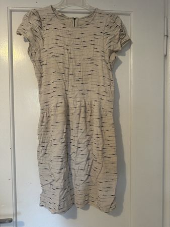 Sessùn Kleid, Grösse M, Beige mit Muster, Sommerlich!