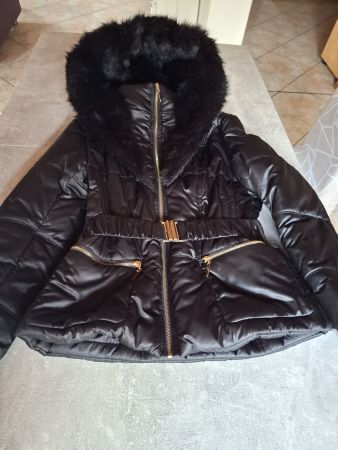Veste capuchon fausse fourrure taille M Tout Feu Tout Femme