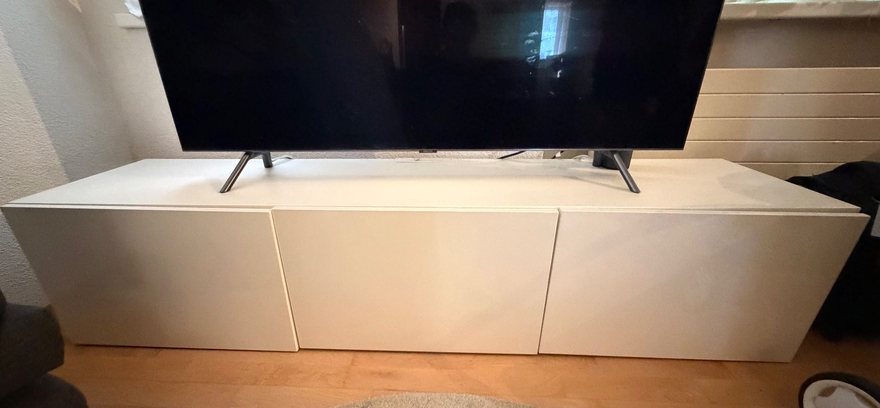 Ikea Mobili TV: IKEA BESTÅ TV-Bank – Usato da Zürich venduto da RBol29 1