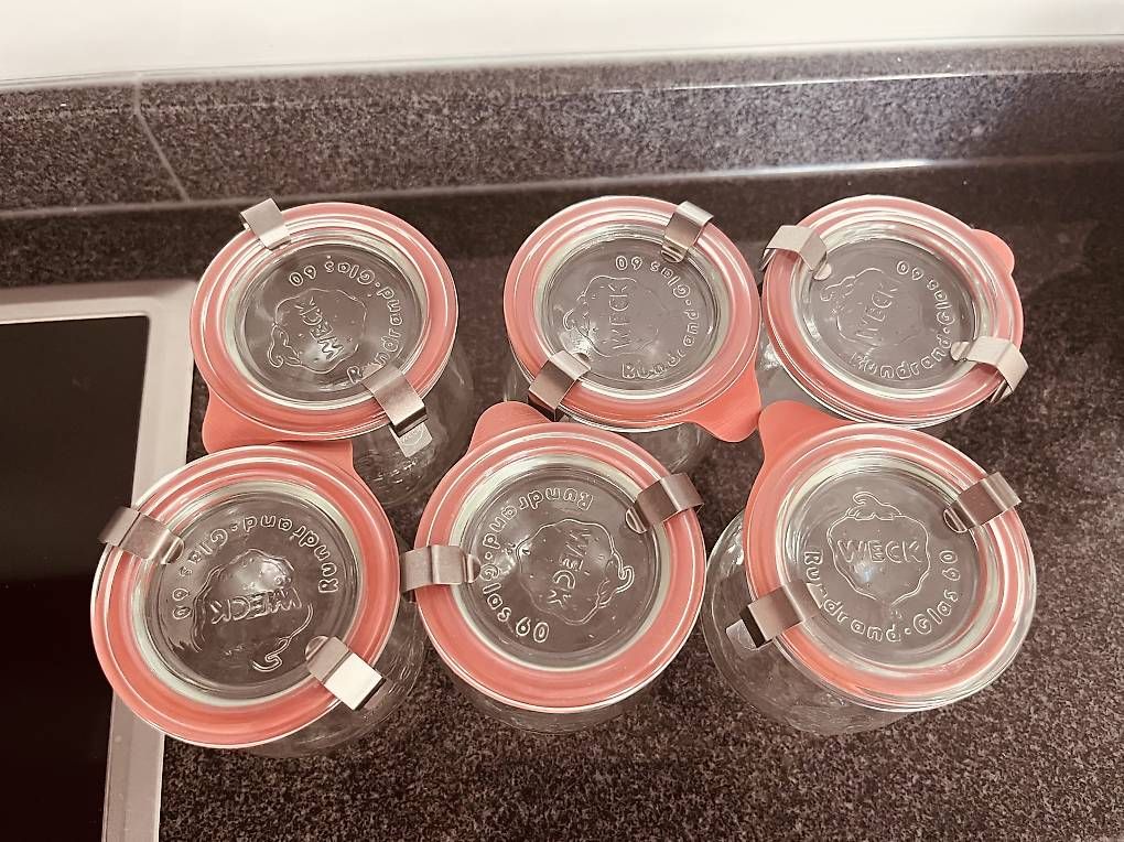Recipients et similaires: RESERVIERT - Weck Gläser mit Deckel – D'occasion à Liestal par Sed_r65z 1