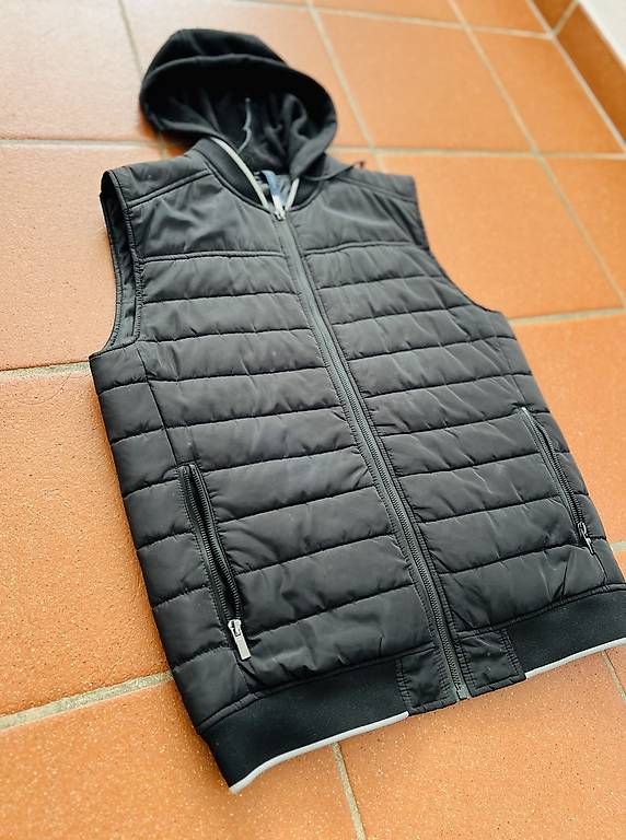 Giacche: Bellissimo gilè Zara da uomo  – Usato da Gentilino venduto da cmz144 3