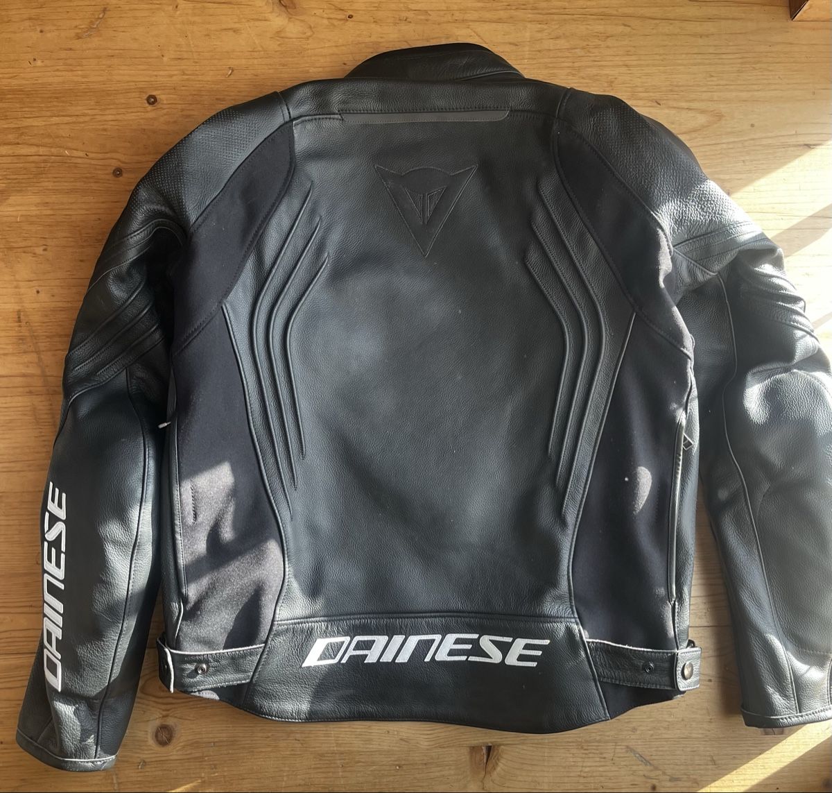 Dainese Giacche: Danese Lederjacke – Nuovo e nell'imballaggio originale da St. Gallen venduto da Viste 1