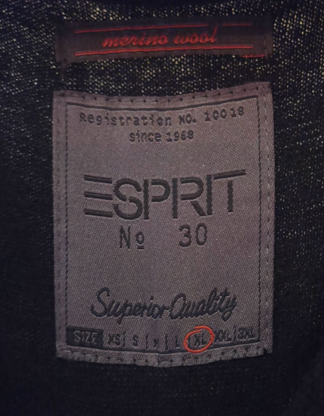 Esprit Pullover & Sweatshirts: Schwarzer Merinowollpullover von Esprit (XL) – Gebraucht aus Wetzikon ZH von nad_8txx 1
