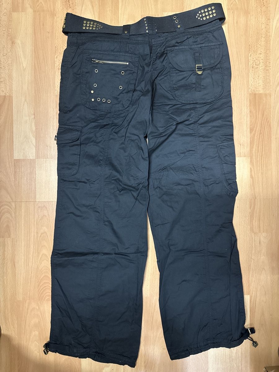 Pantaloni: Schwarze Cargohose mit Nietengürtel Gr. 38 #1 – Nuovo (secondo la descrizione) da St. Gallen venduto da mai_2lcj 2