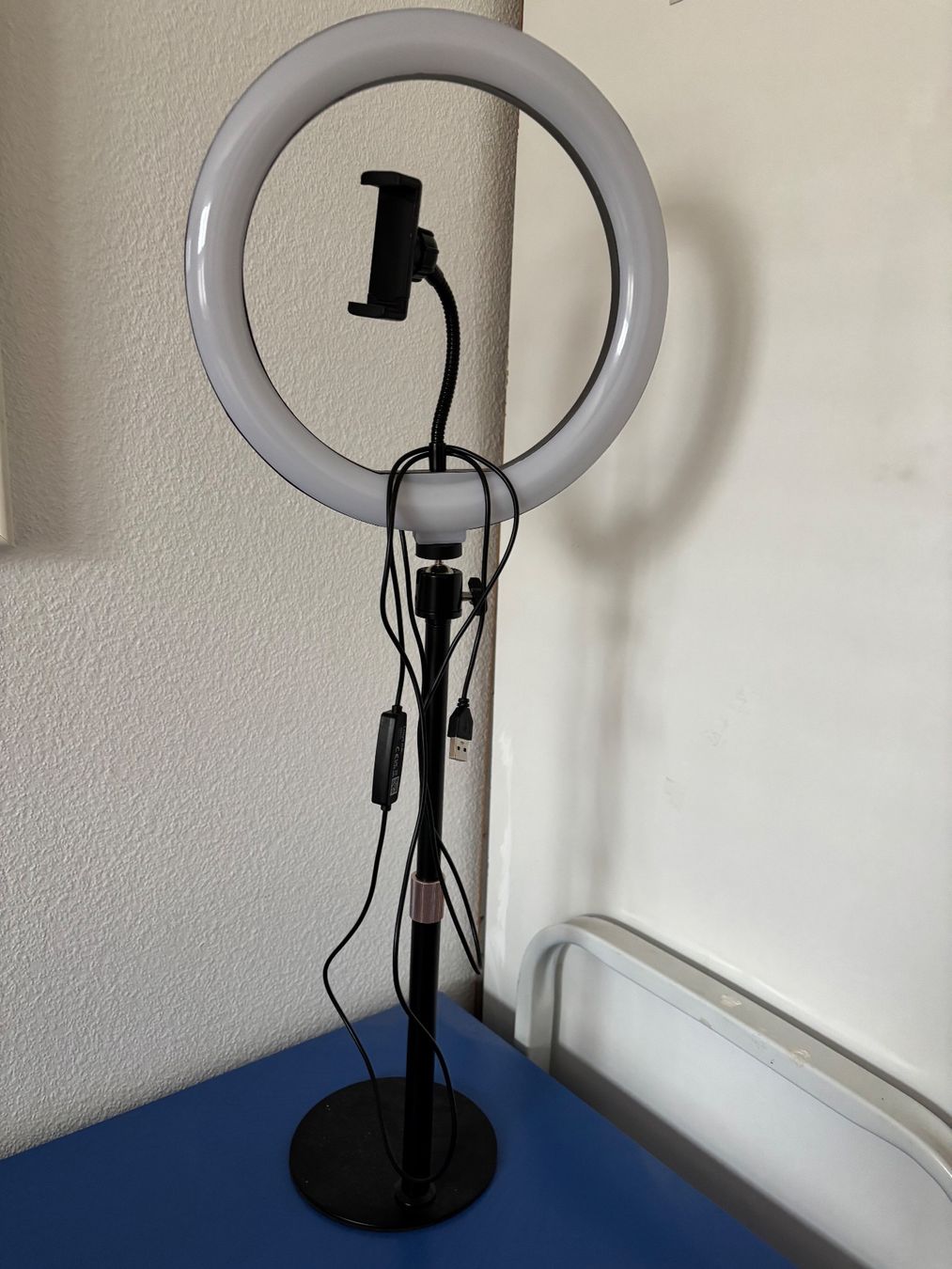 Lampes: Social Media Lampe – D'occasion à Zug par Swissananda