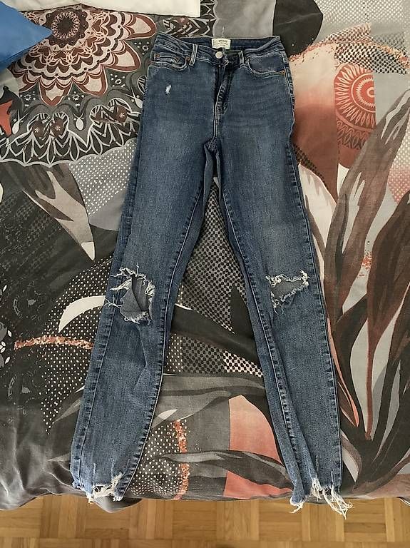 Jeans: Jeans ragazza 32/34 – Usato da Breganzona venduto da eva_b2fp 2