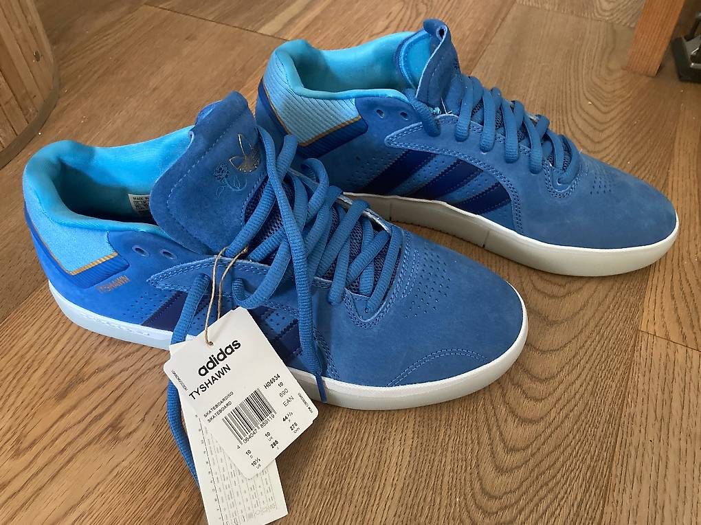 Adidas Scarpe da uomo: Adidas Grösse 44 2/3 Neu - Tyshawn – Usato da Basel venduto da spa_9df6 2
