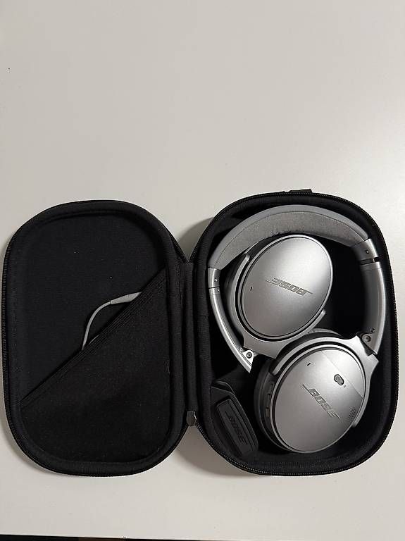 Bose Cuffie: Bose QC35 silver – Usato da Fislisbach venduto da DIsaster007 1