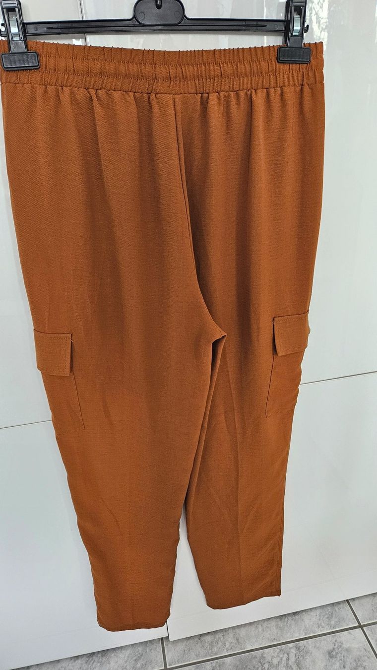 C&A Pantaloni: Bequeme Hose Gr. 40 Polyester Freizeithose Braun – Usato da Gossau ZH venduto da fashiontwo 1