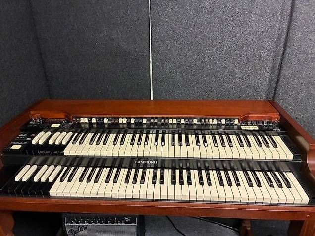 Strumenti musicali: Hammond Orgel XKL5 – Usato da Rubigen venduto da Musikzubehoer 1