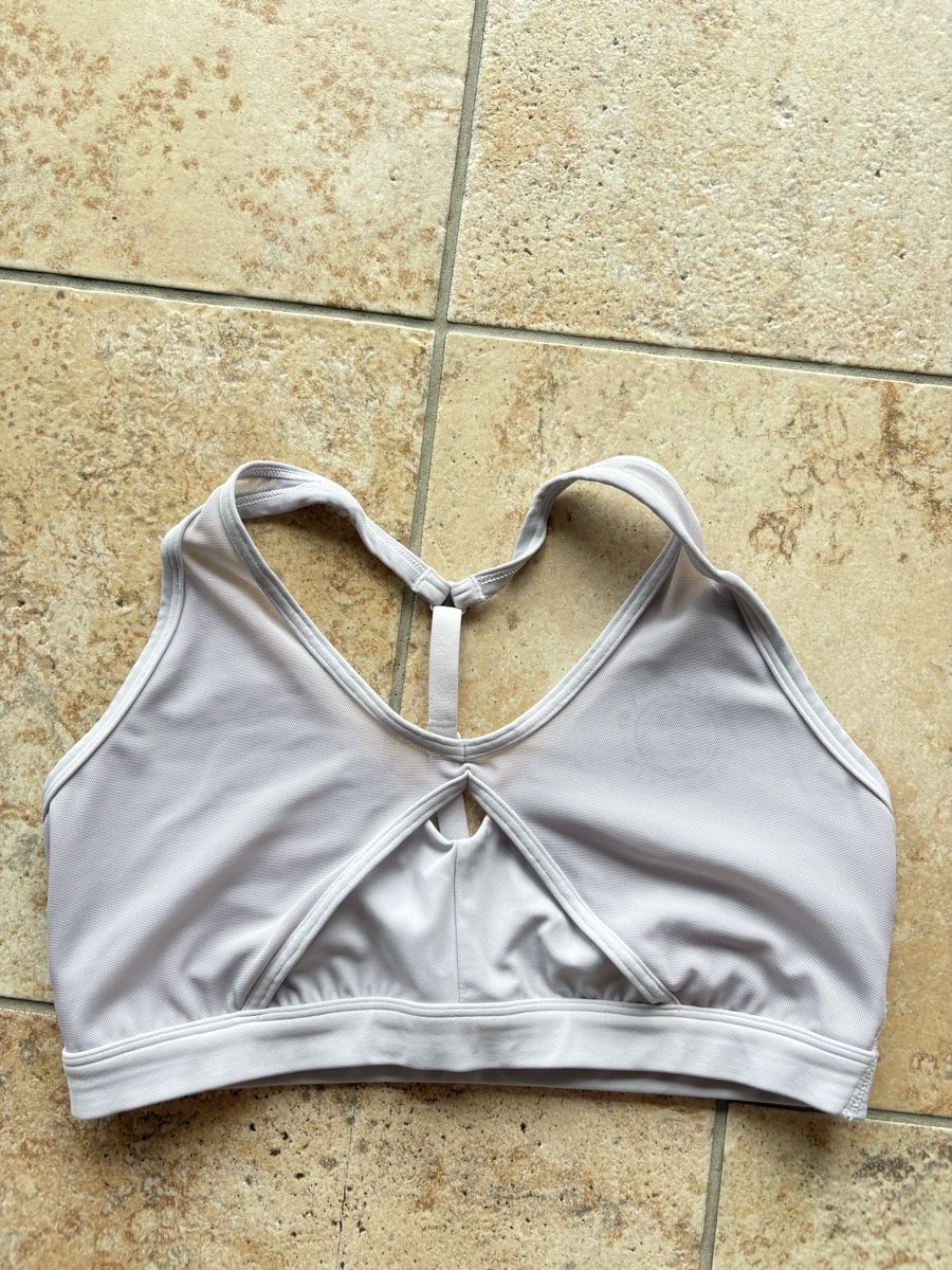 Tops: Gymshark Sport Bra – D'occasion à St-Prex par Chiaralop